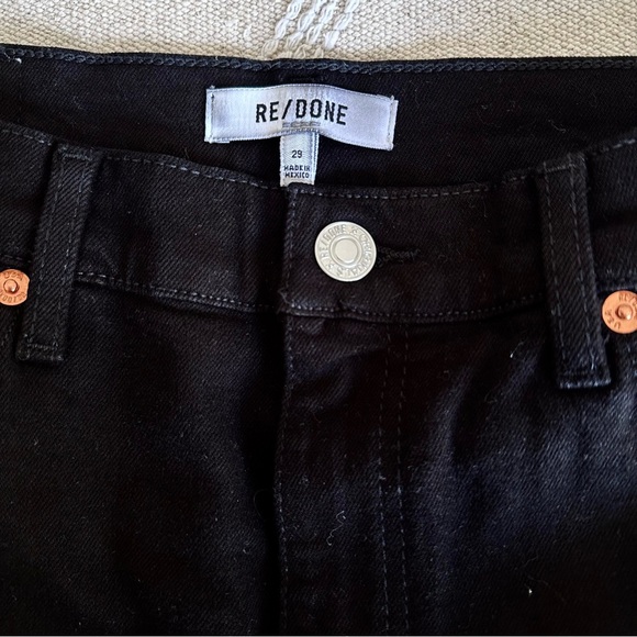RE/DONE Revolve 70s Original Straight
Black Jeans 29 NWT - Picture 5 of 8